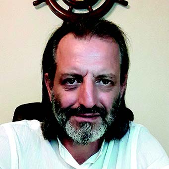 Θάνος Σταθόπουλος